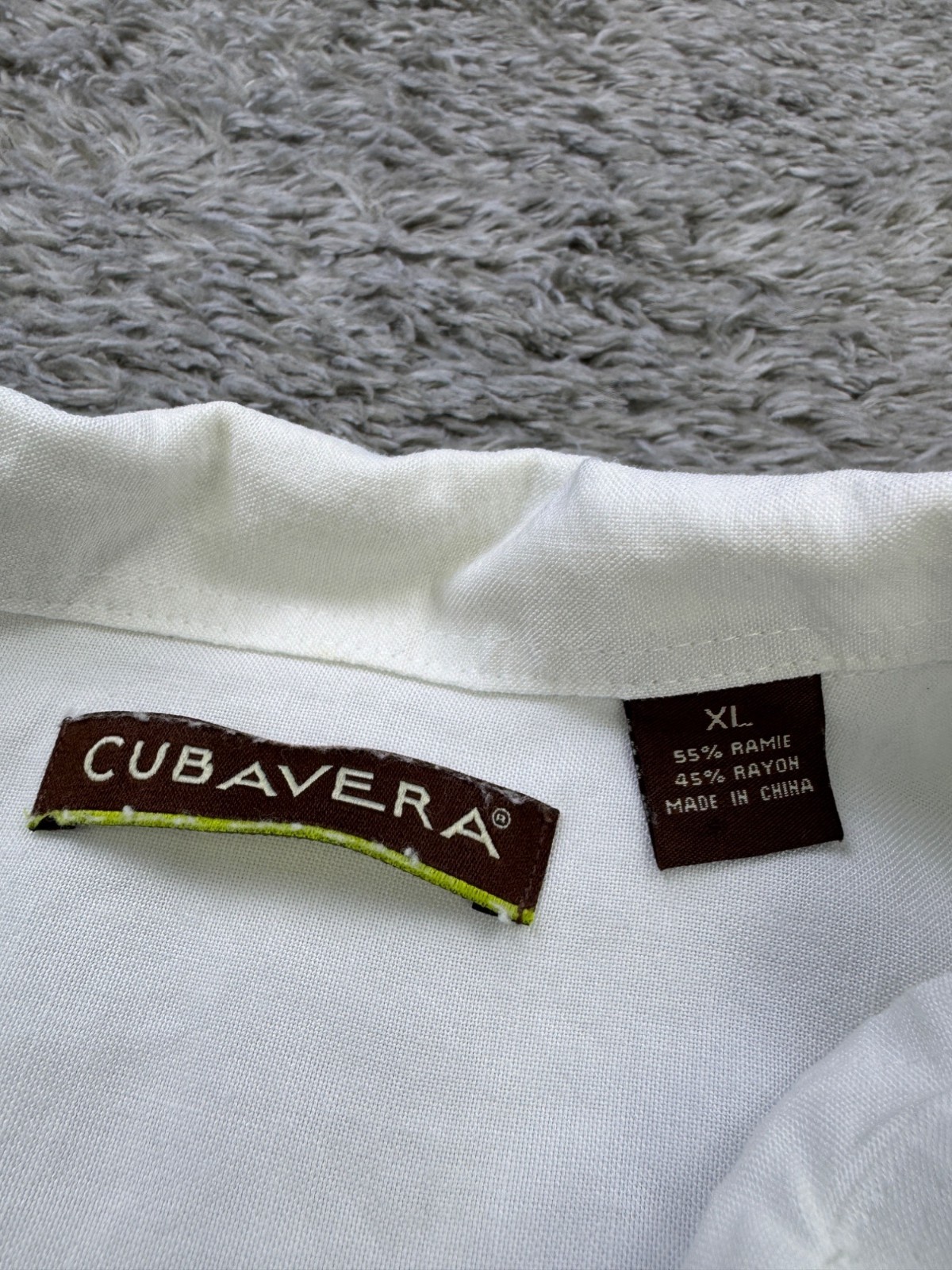 Cubavera Guayabera Shirt Men XL White Pleated Cuban Short Sleeve Beachy Camp