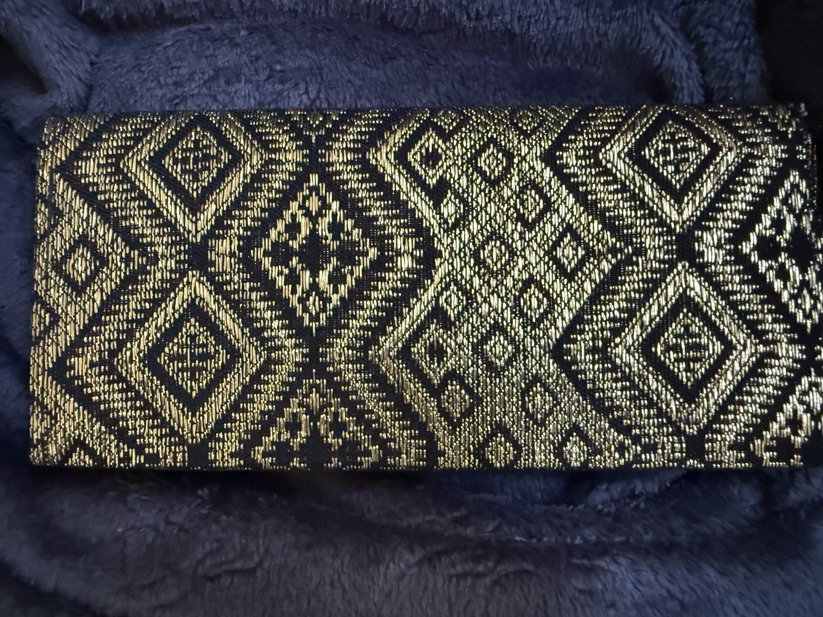 Cuatro Hermanos Black Gold Geometric Clutch Turn Lock Metallic Gold Hardware