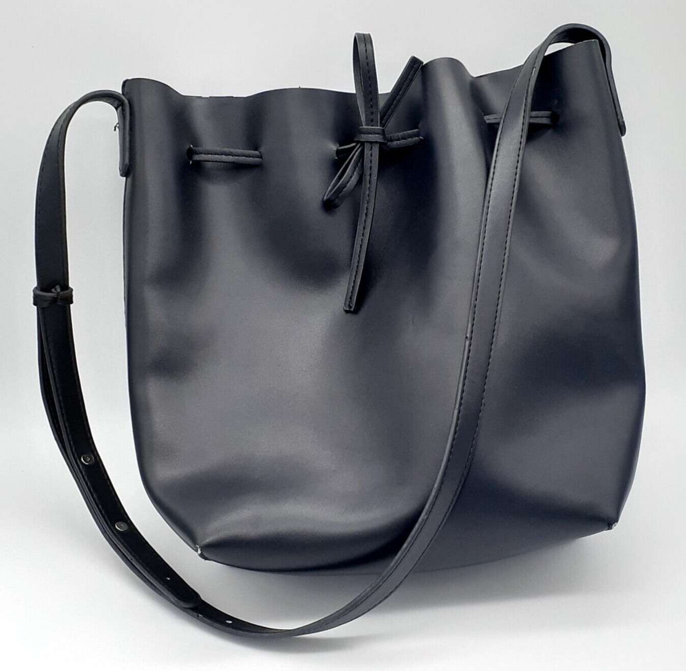 Forever 21 100% Polyurethane Smooth Black Drawstring Tote Bag SZ07109 #00109163