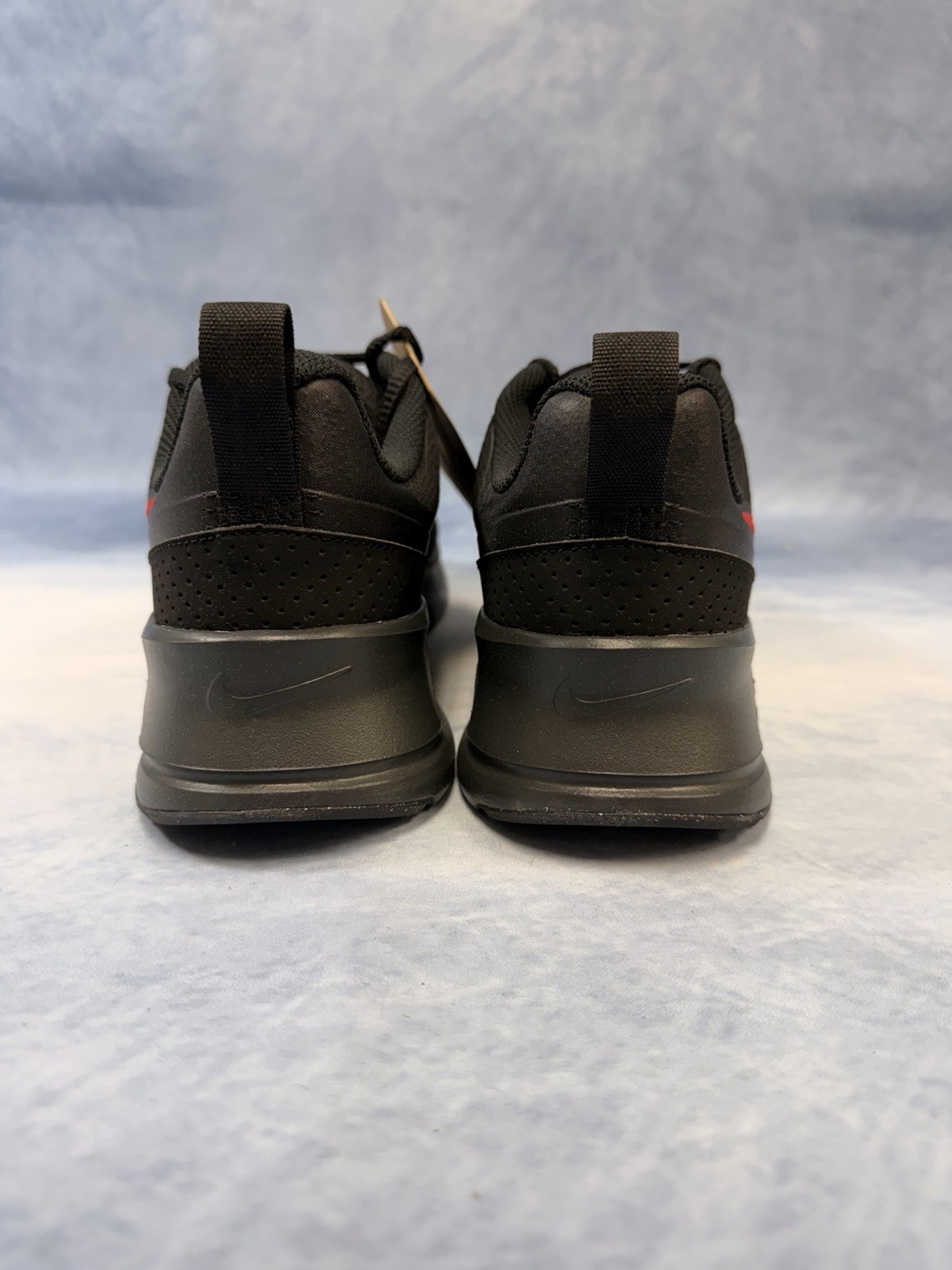 Nike Air Max Nuaxis Sneakers Shoes Black/Red/ FD4329-010 Size 8.5 Men 10 Women