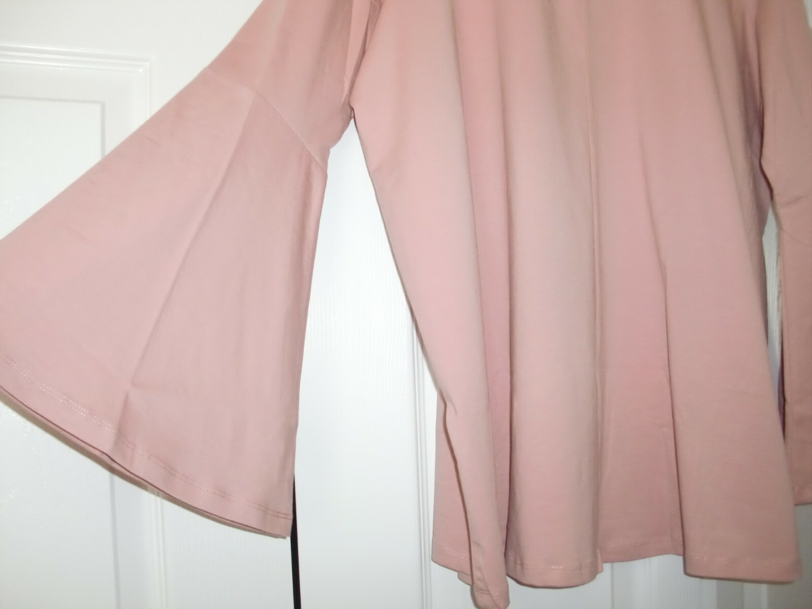 NWT~TRADES OF HOPE~BLUSH~95%COTTON/5%SPANDEX~Bell Sleeves~HARRIETT TOP size L