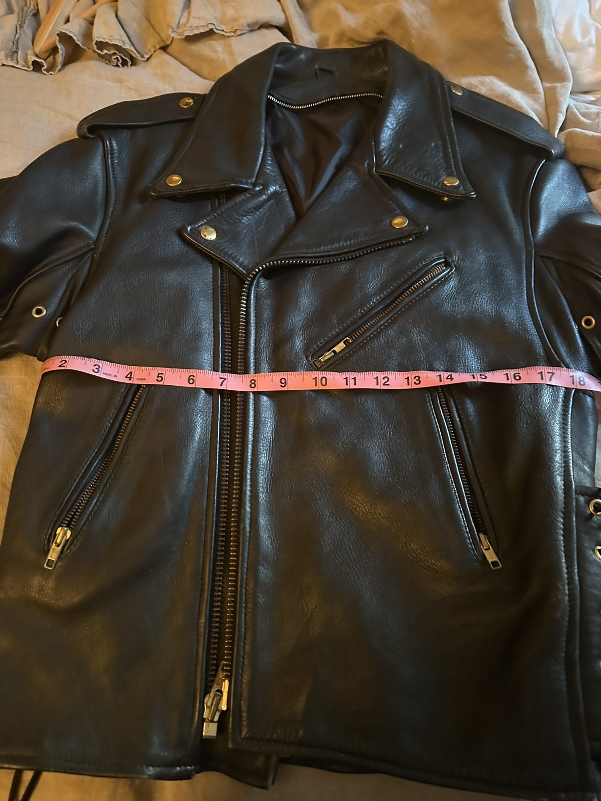 VINTAGE MOTORCYCLE LEATHER JACKET