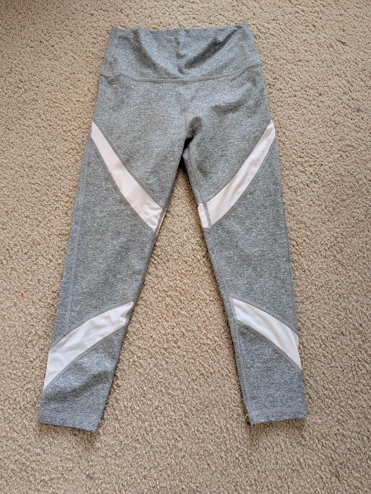 Aerie Chill. Play. Move. Gray with White Mesh Athletic Leggings Size X-Small