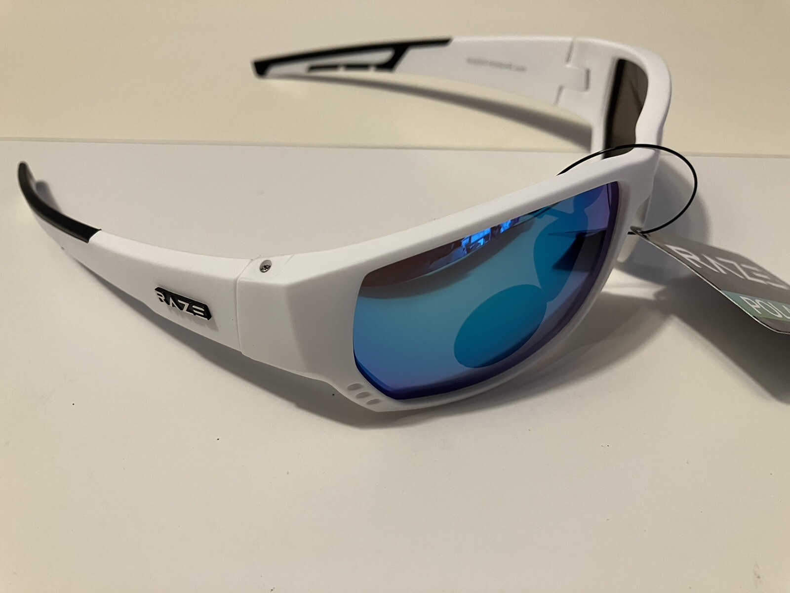 RAZE Eyewear Sunglasses Sonar Polarized White Blue Mirror Smoke 28444
