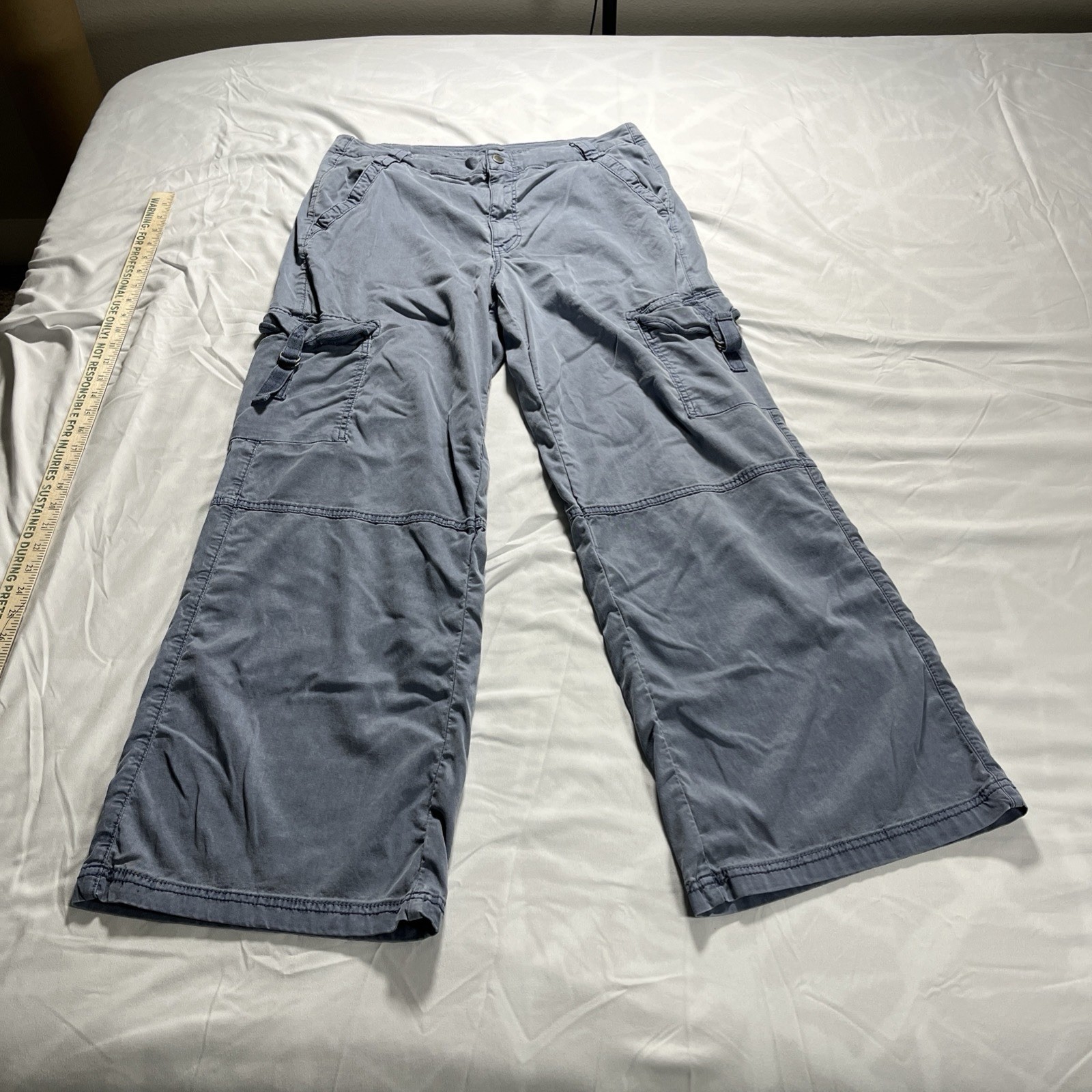 American Eagle Women’s Cargo Stretchy Pants Lot Of 2 See Details & Photos Sz 14