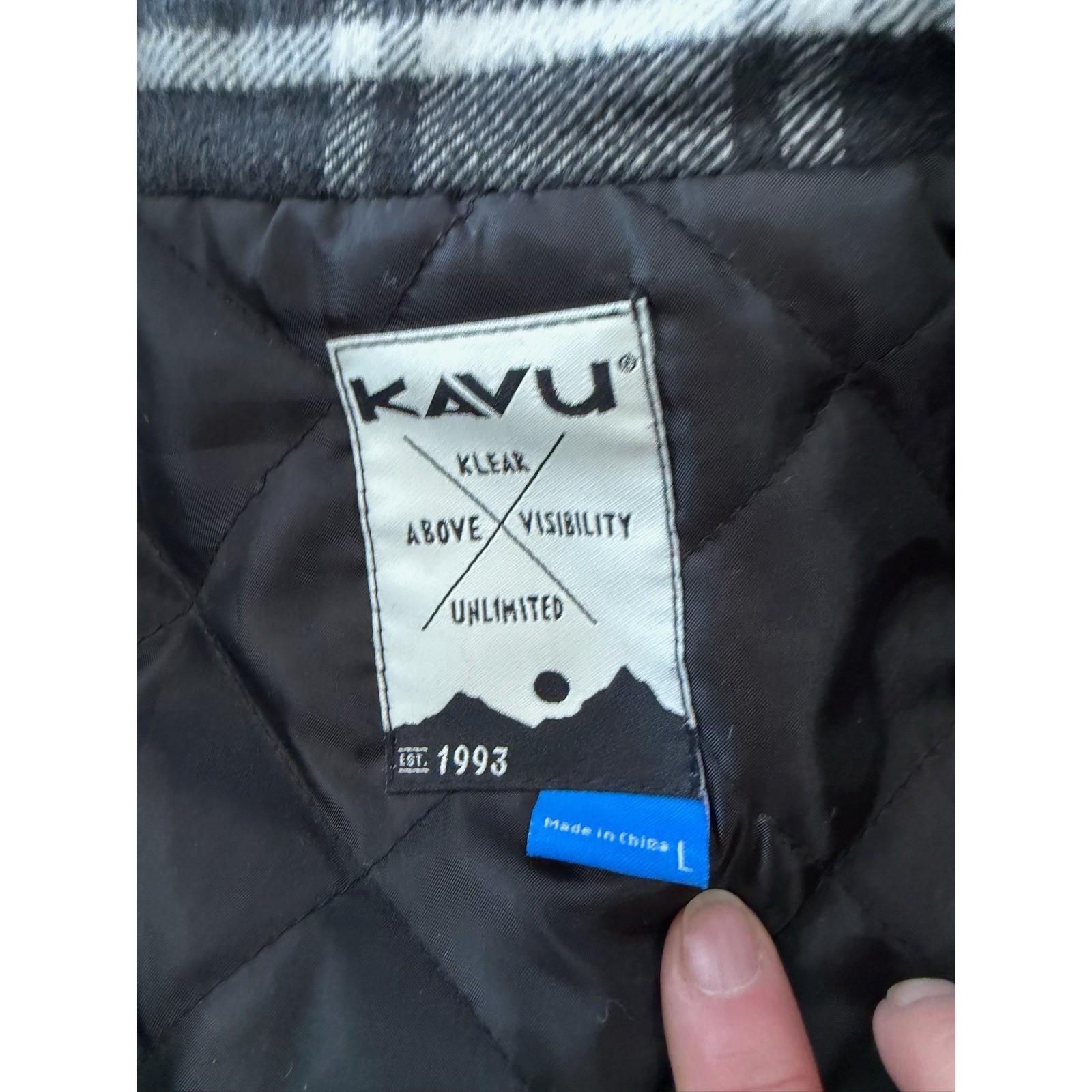 KAVU Highlands Plaid Contrast Sleeve Quilted Lined Shirt Jacket Button Up Size L