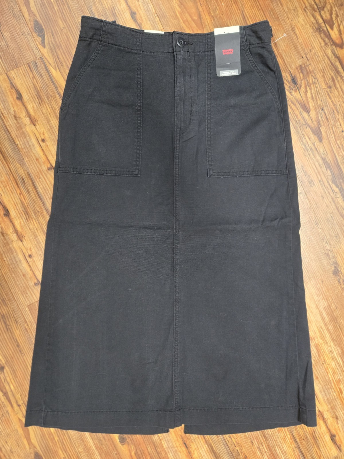 Levi’s cinched long black skirt 8/29 nwt pockets adj. waist split so cute goth