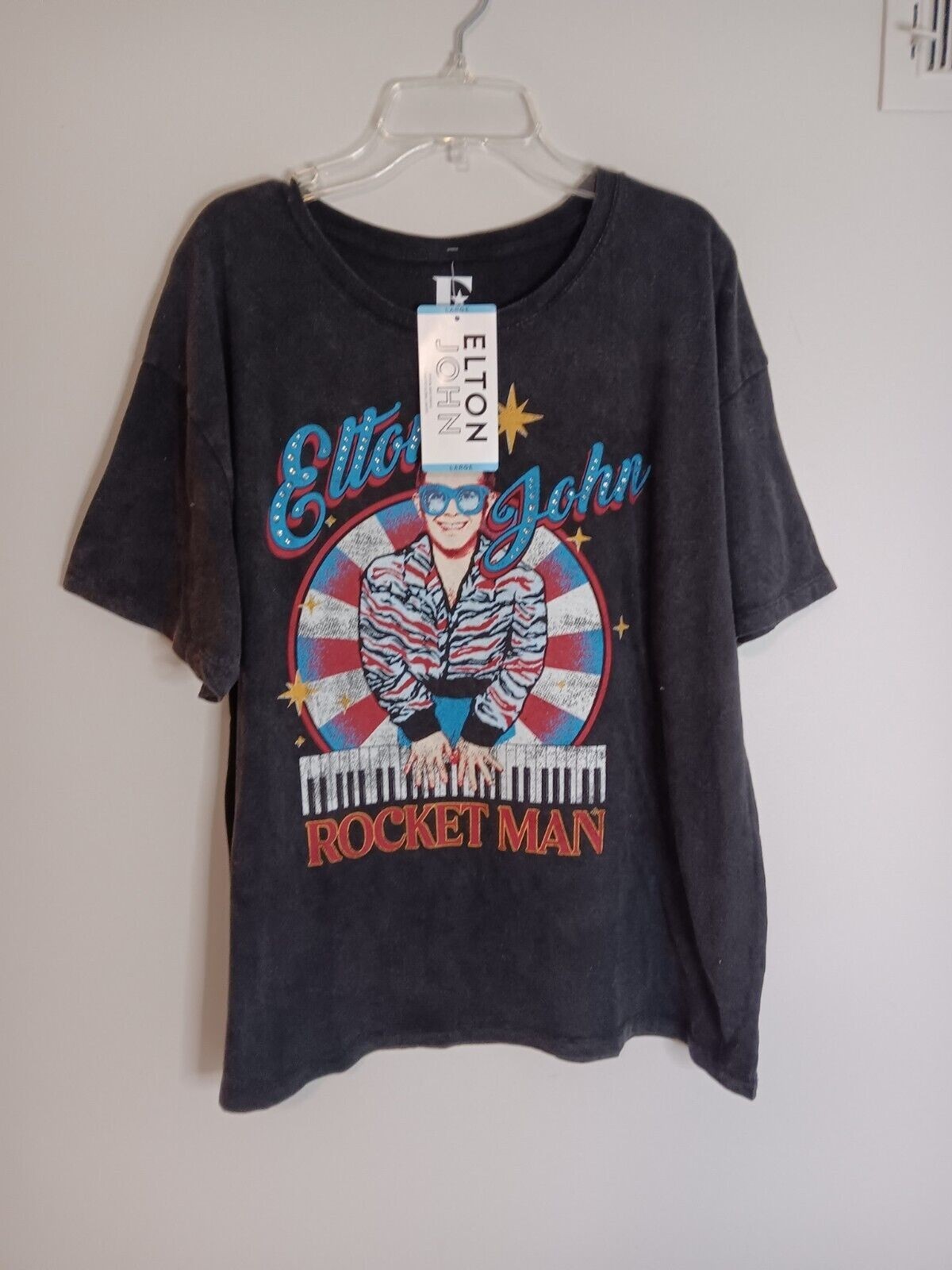 New Elton John Licensed Band Tee Shirt Black Sz Large Rocket Man