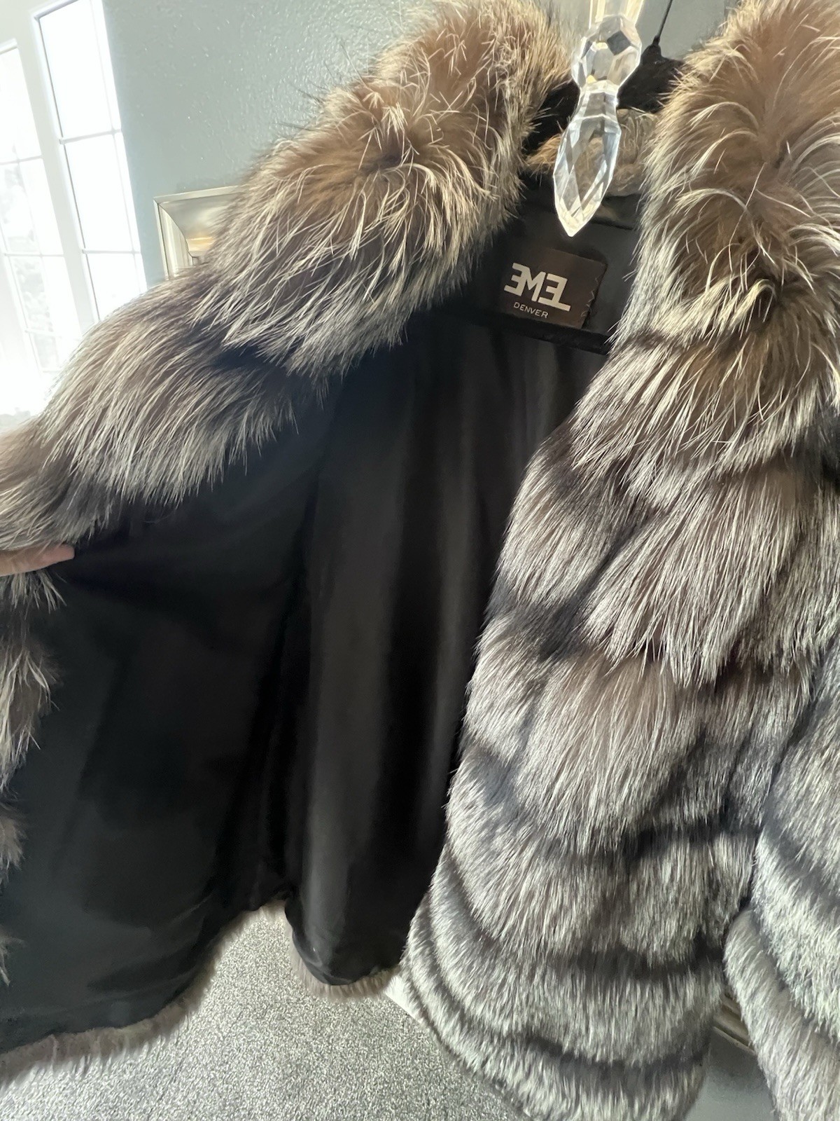 Custom Silver Fox Fur Coat, $3.000