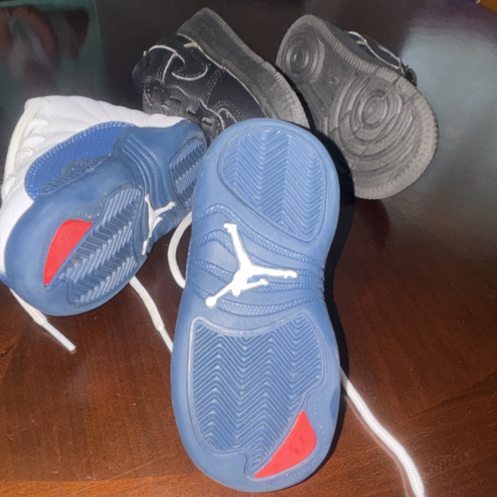 Jordan Air Jordan 12 White/Blue Air Force 1 /Unisex Kid Basketball Leather Mid-