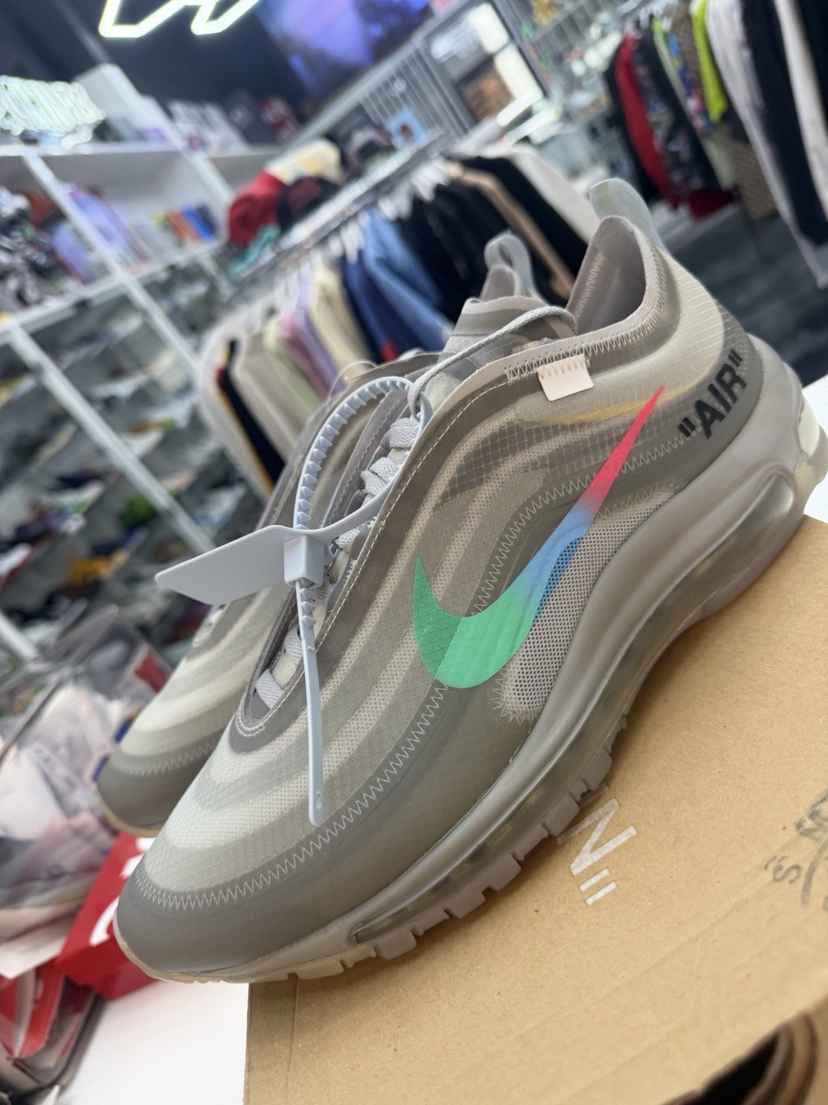 Off-White × Nike Air Max 97 Grey AJ4585-101 Men’s 9.5 NEW