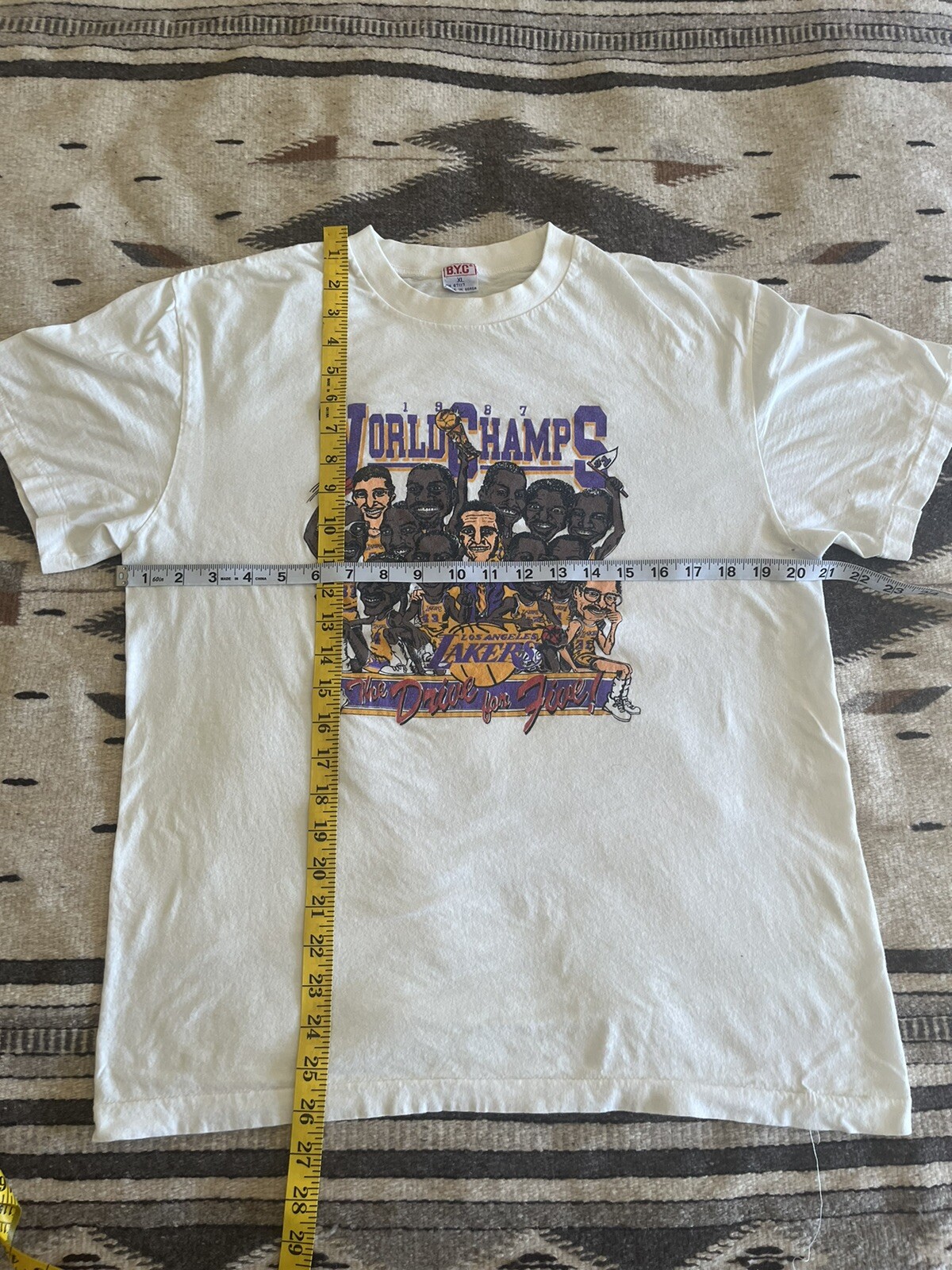 Vintage 1987 Lakers Championship Caricature Tee Shirt XL