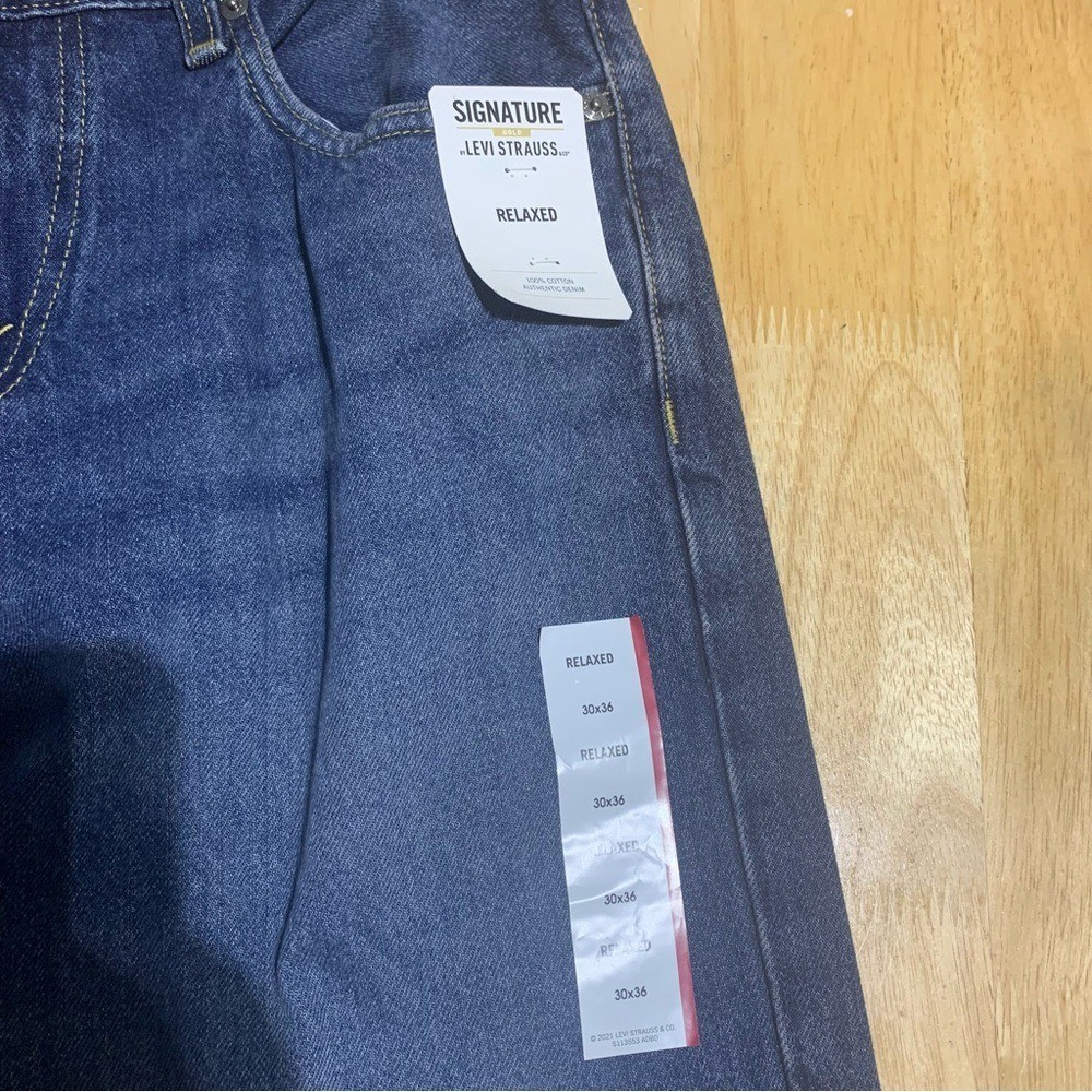 Signature By Levi Strauss & Co. NEW Men’s 30X36 Relaxed Stretch Loose Jeans