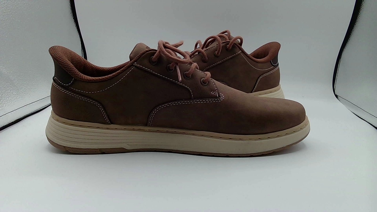 Men’s Skechers Hands Free Swift Fit Size 11 Brown Casual Shoes