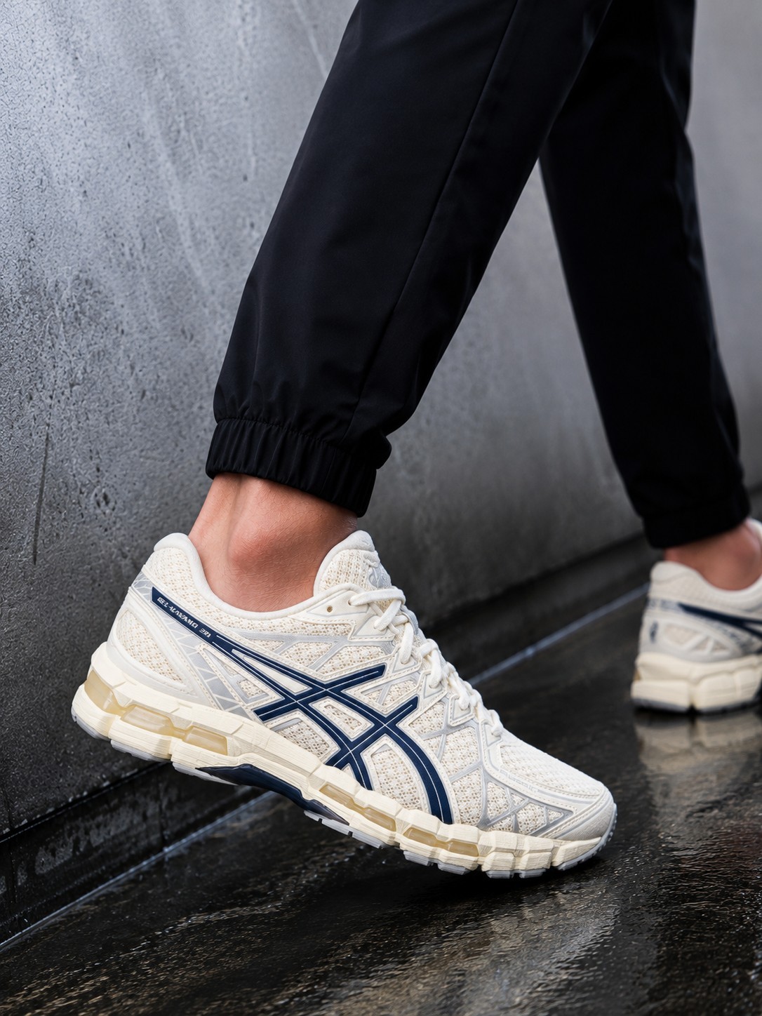 M 8US – ASICS GEL-Kayano 20 “Cream/Independence Blue”