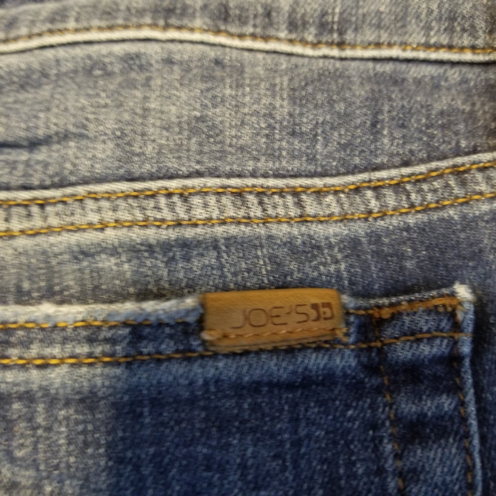 Joe’s Jeans The Icon Skinny Size 31 Mid Rise Distressed 98% Cotton