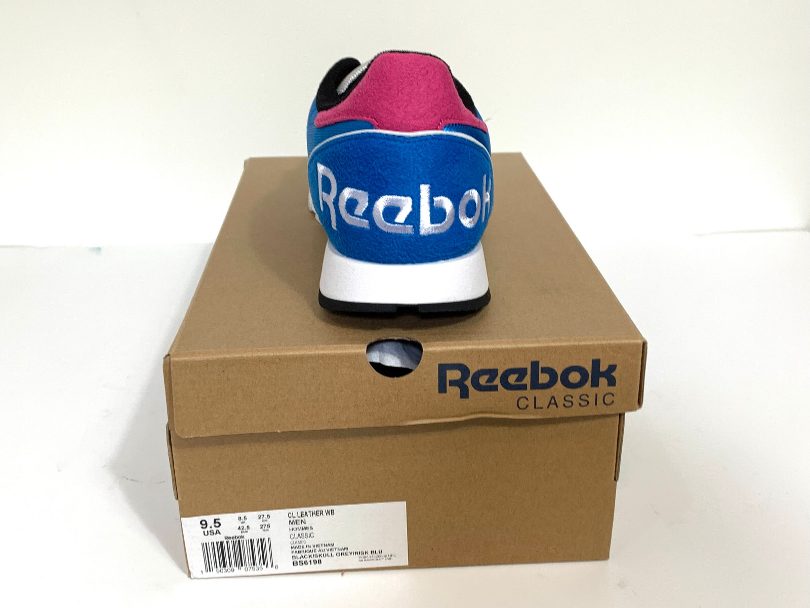 Reebok NIB CL Leather WB Sneaker BS6198 Size 9.5