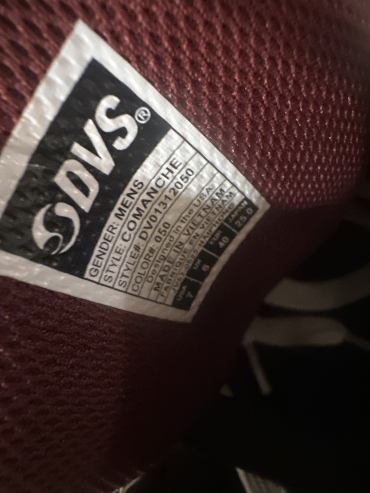DVS Comanche – White/Black/Red Men’s 7 Brand New