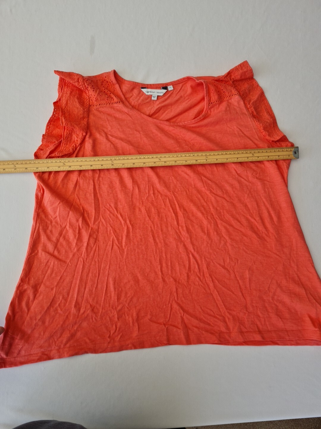 Ladies Top Capsule Size 24 Coral Embroidered Accents 29223