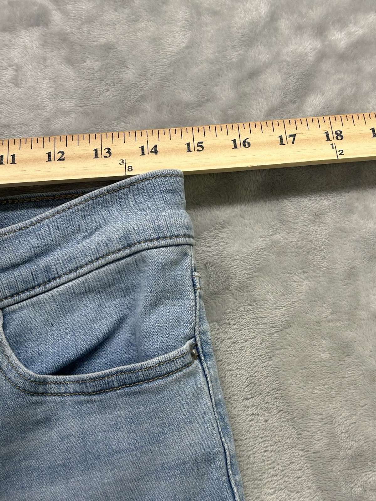Levis 314 Shaping Straight Jeans Womens Sz 29 Blue Stretch Mid Rise Western
