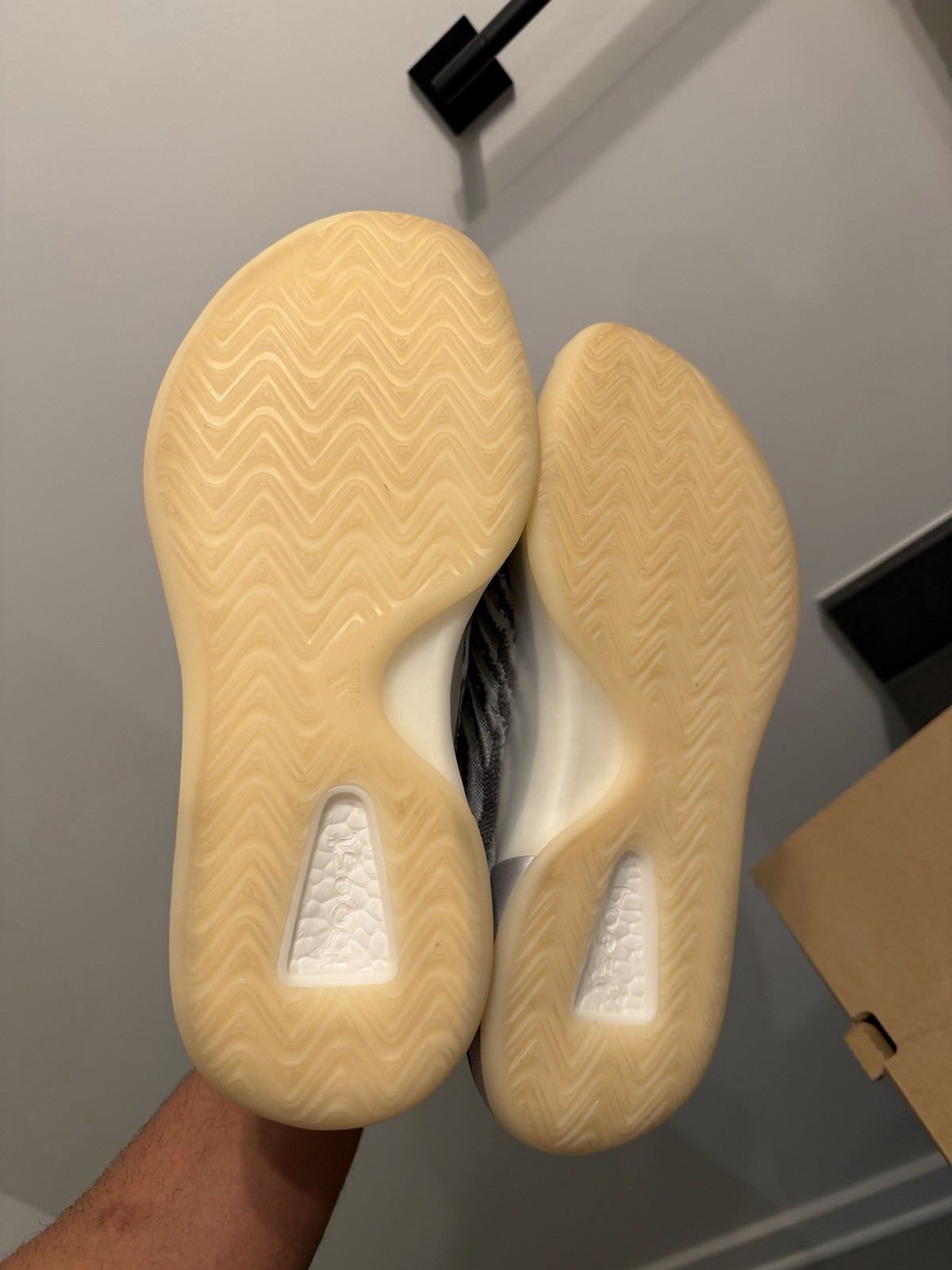 Adidas Yeezy QNTM Quantum OG Size 9.5