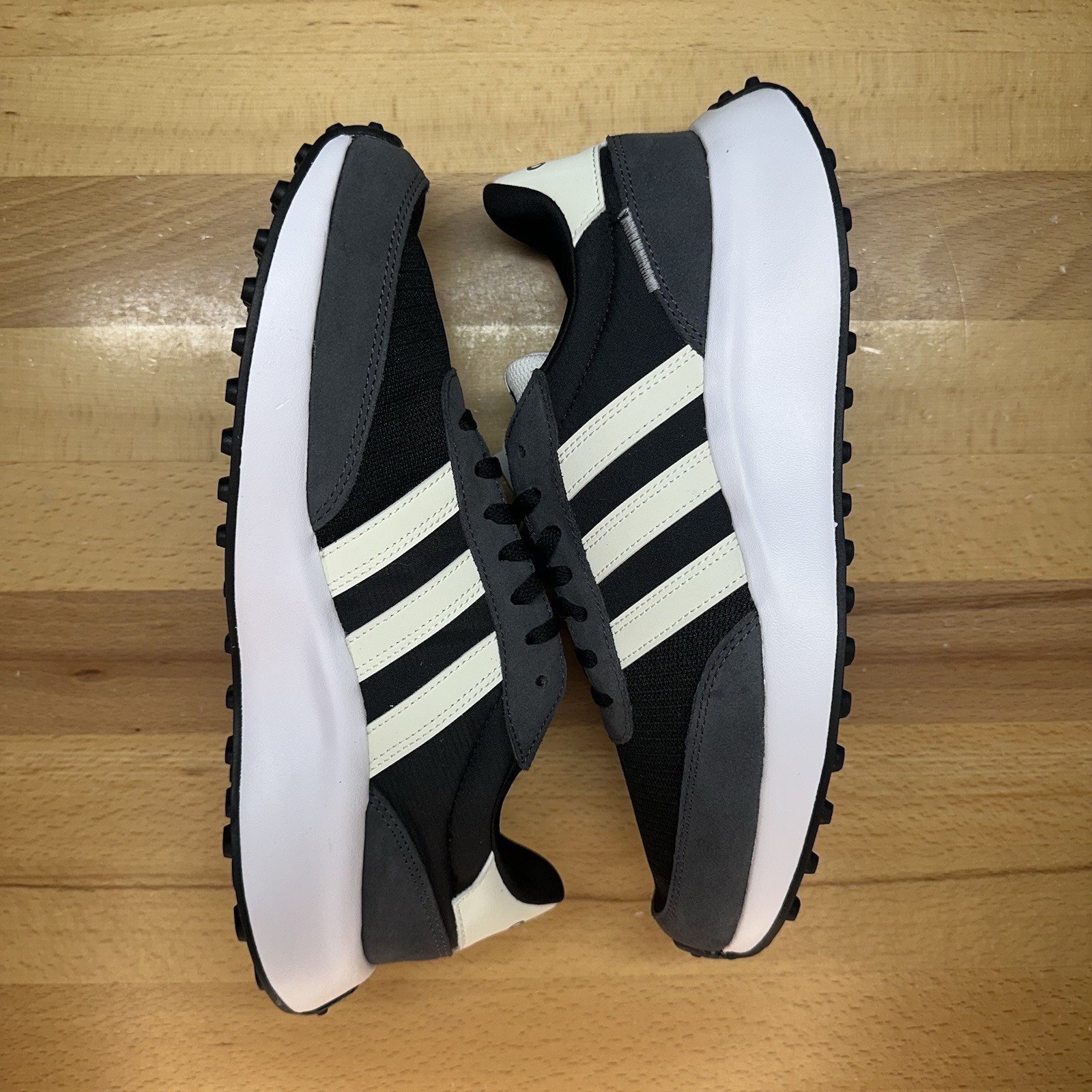 Adidas Run 70s Black Off White Sportswear Retro Running Shoes Women’s Size 8