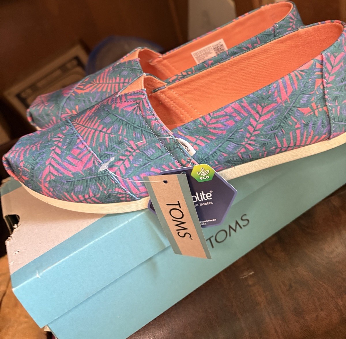 Size 10 Tom’s Sunset Multi California Palms Alpargata New With Tags