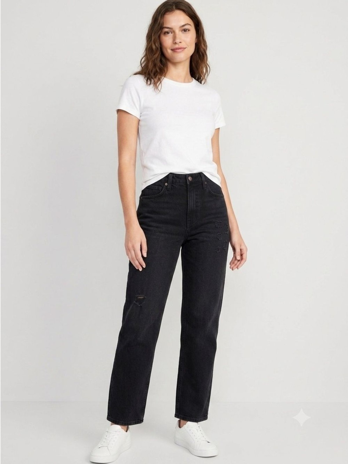 NWT Universal Thread Curvy Vintage Straight Leg Black Distressed Jeans size 8/29