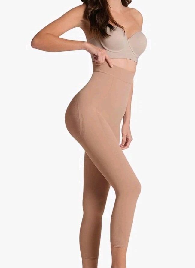 Leonisa SmartShape Size S/M Full Leg Body Shapewear High Waisted Beige Invisible