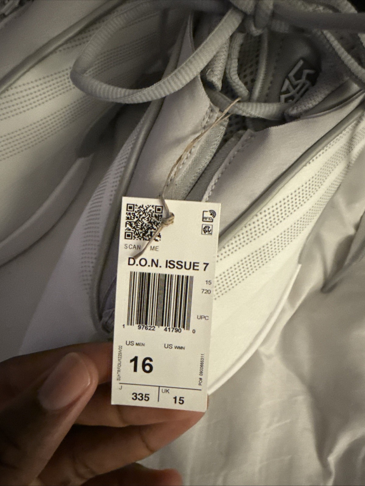 adidas D.O.N. Issue #7 White Grey – JS1299 size 16