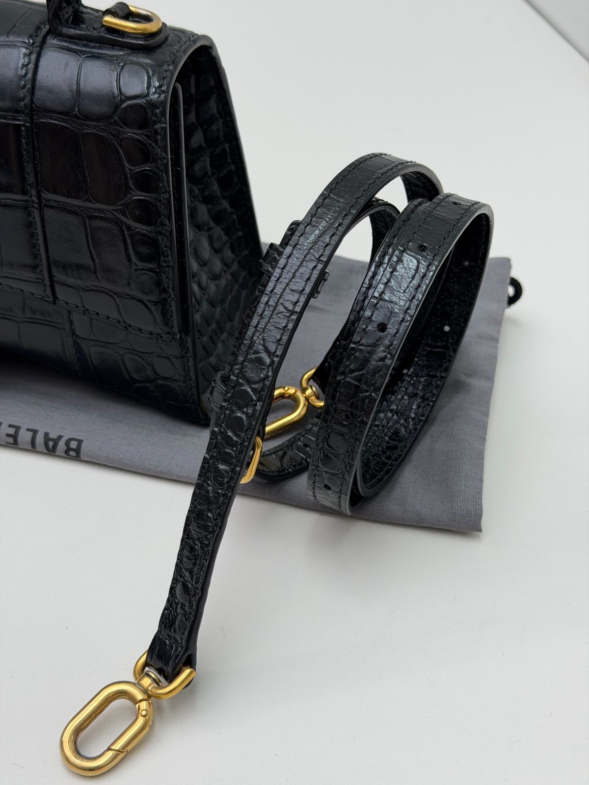 Balenciaga Pre-Owned Authentic Luxury Handbag 18.8*11.8*7.5 