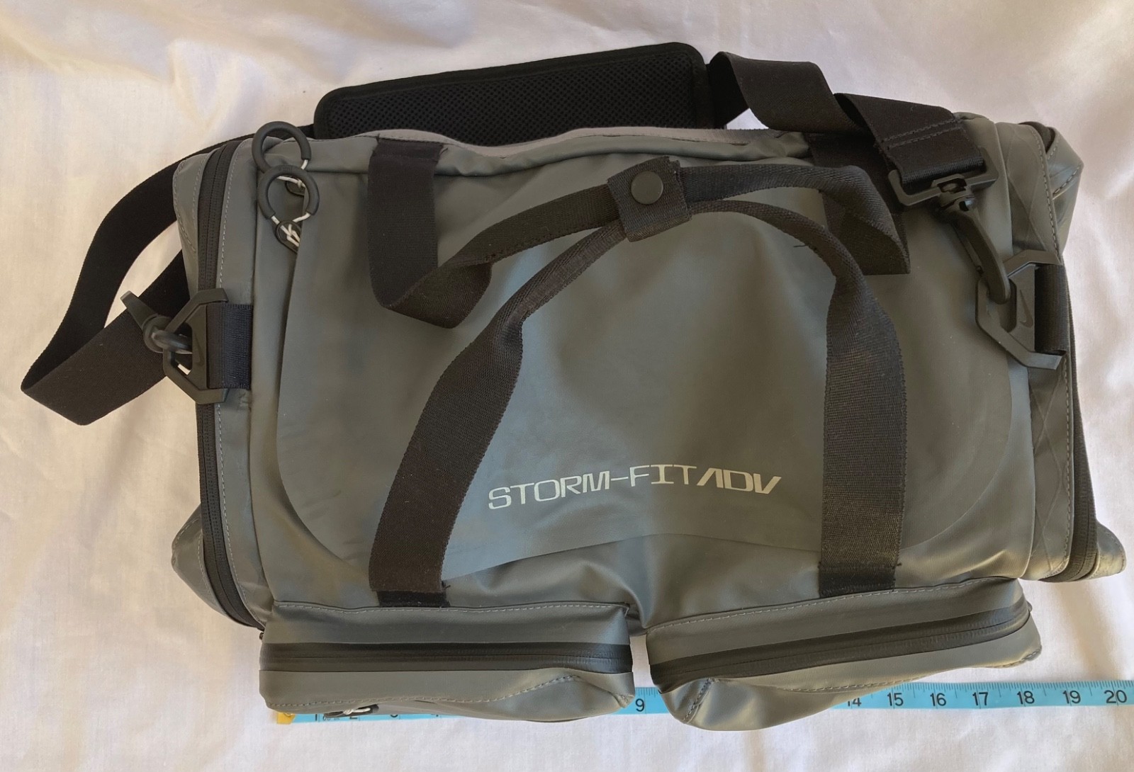 NIke Storm-FIT ADV Utility Small Duffle Gym Bag Dark Grey DQ5335 068