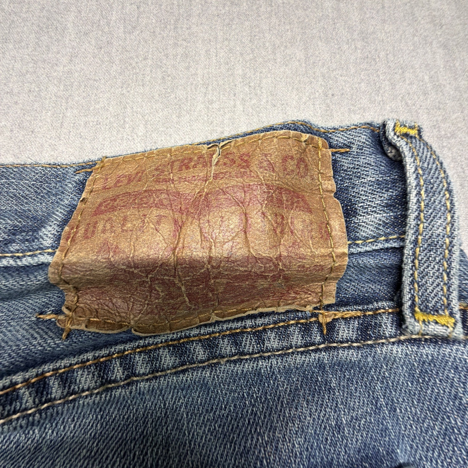 Vintage Levis 527 Jeans Bootcut 36×34 Mens Blue Distressed