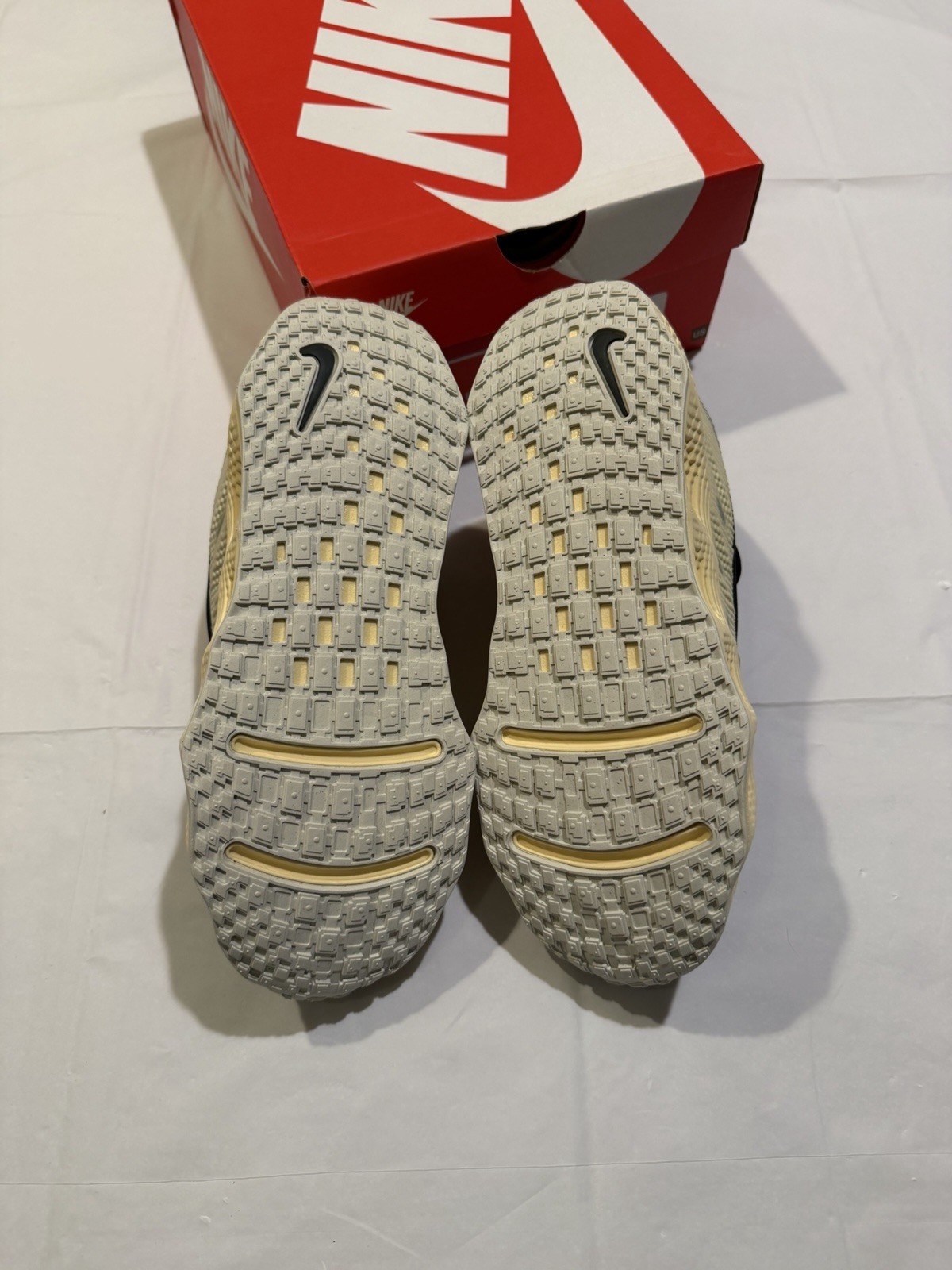 Nike Ava Rover (GS) Unisex Kids Sneaker 5.5Y Black/Beige HF6331-001