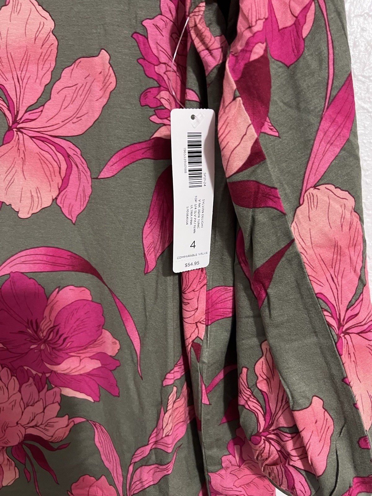 NWT Chico’s Olive Green/Pink Floral Knit Top Long Sleeve Size XXL V-Neck