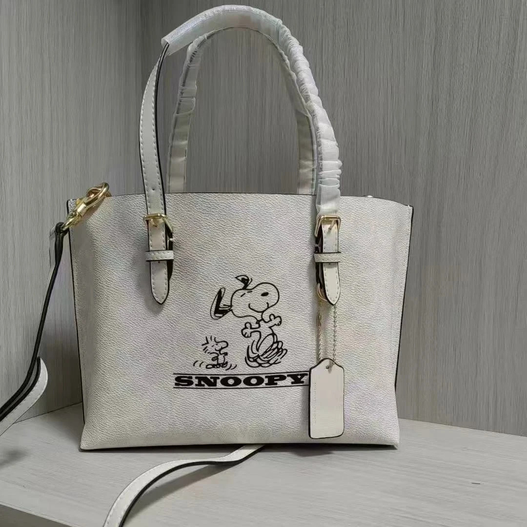 NWT COACH x PEANUTS Mollie Tote Bag 25 Signature Canvas Snoopy CBJ87 New Outlet!
