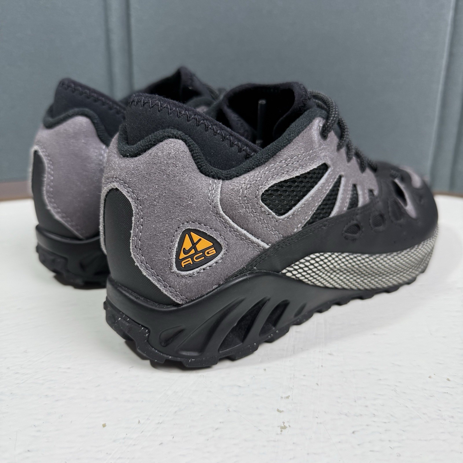 Nike ACG Air Exploraid Light Graphite Men Trail Shoes FV2925-001 Size 9