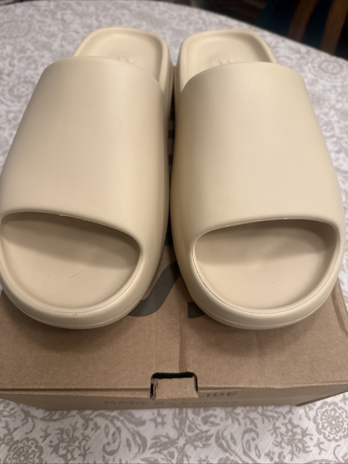 Adidas Yeezy Slide Bone Rubber Open Toe Sandals US Size 13 Men’s