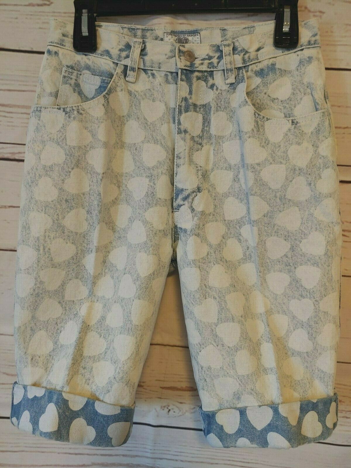 Vintage Jordache Denim Romance High Waist Shorts Jr Size 13/14 Acid Wash Hearts
