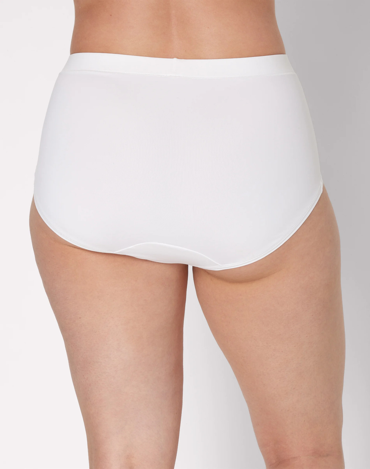 Bali’s Coolest Smoothing High Waist Brief