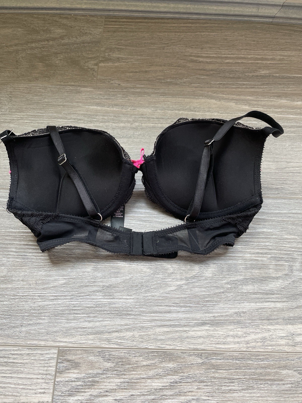 Victoria’s Secret Bombshell Plunge Push Up Bra 32B Add 2 Cup Sizes Vintage NWT🩷