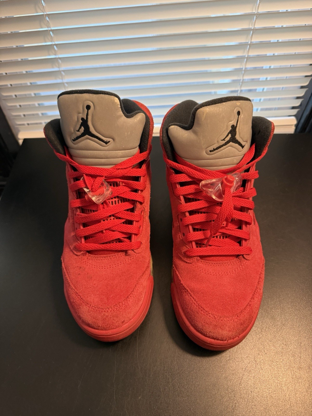 Air Jordan 5 Retro Red Suede Size 9 Good Condition