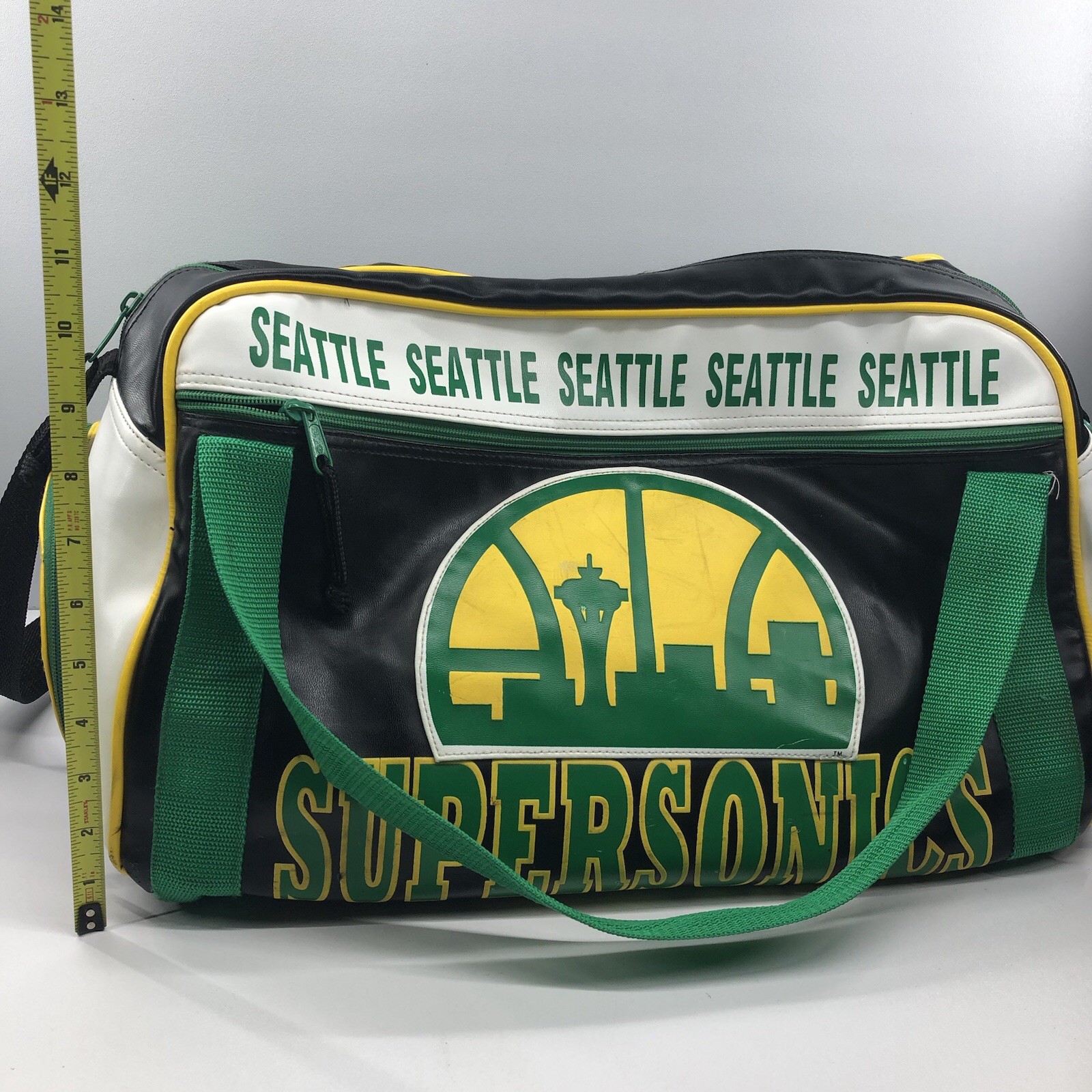 VTG 80s 90s SEATTLE SUPERSONICS Old Logo Player Issue Duffle Bag NBA Basketball