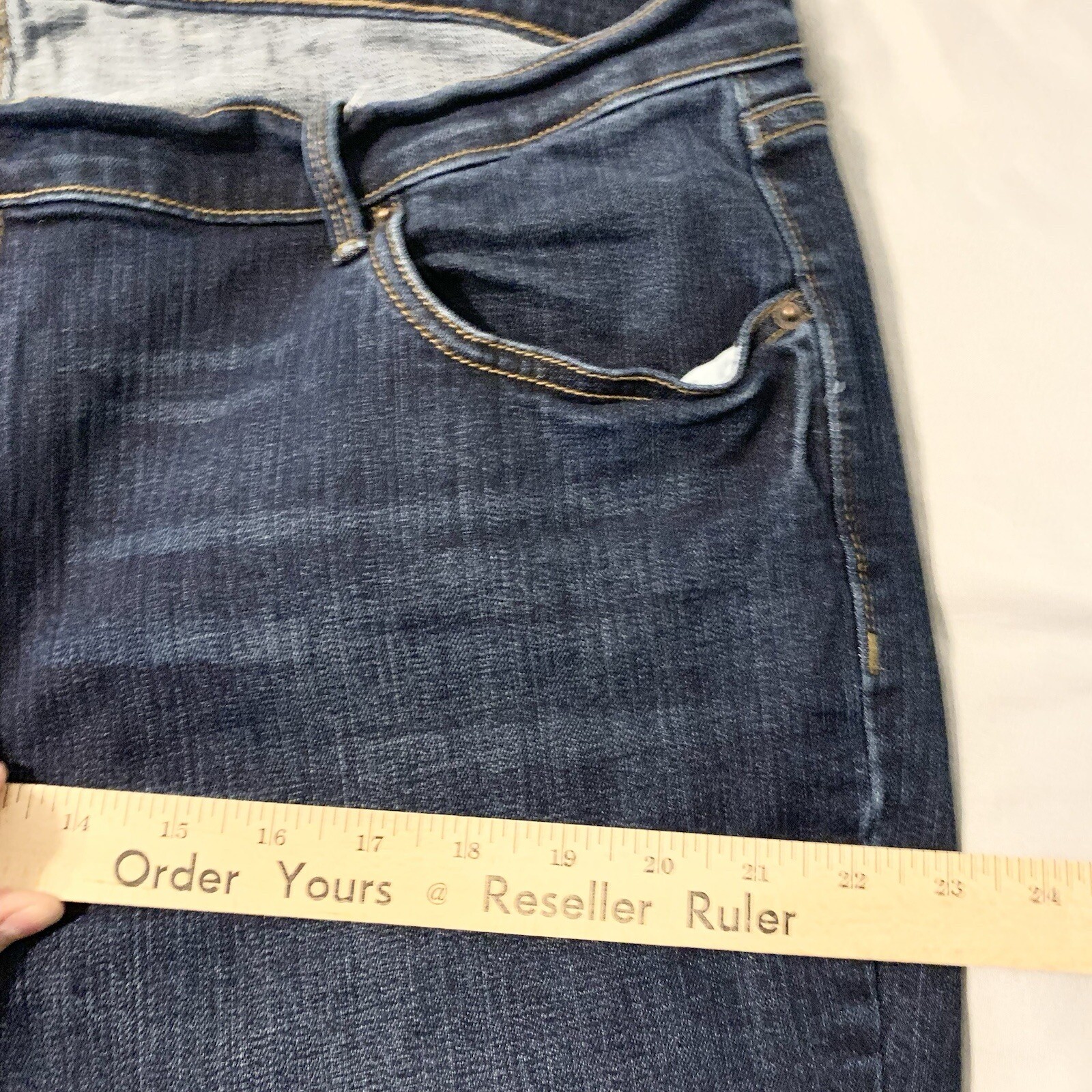 Old Navy Jeans 18 Reg (38×30) Blue Richmond Curvy Profile Mid Rise Stretch Comfy