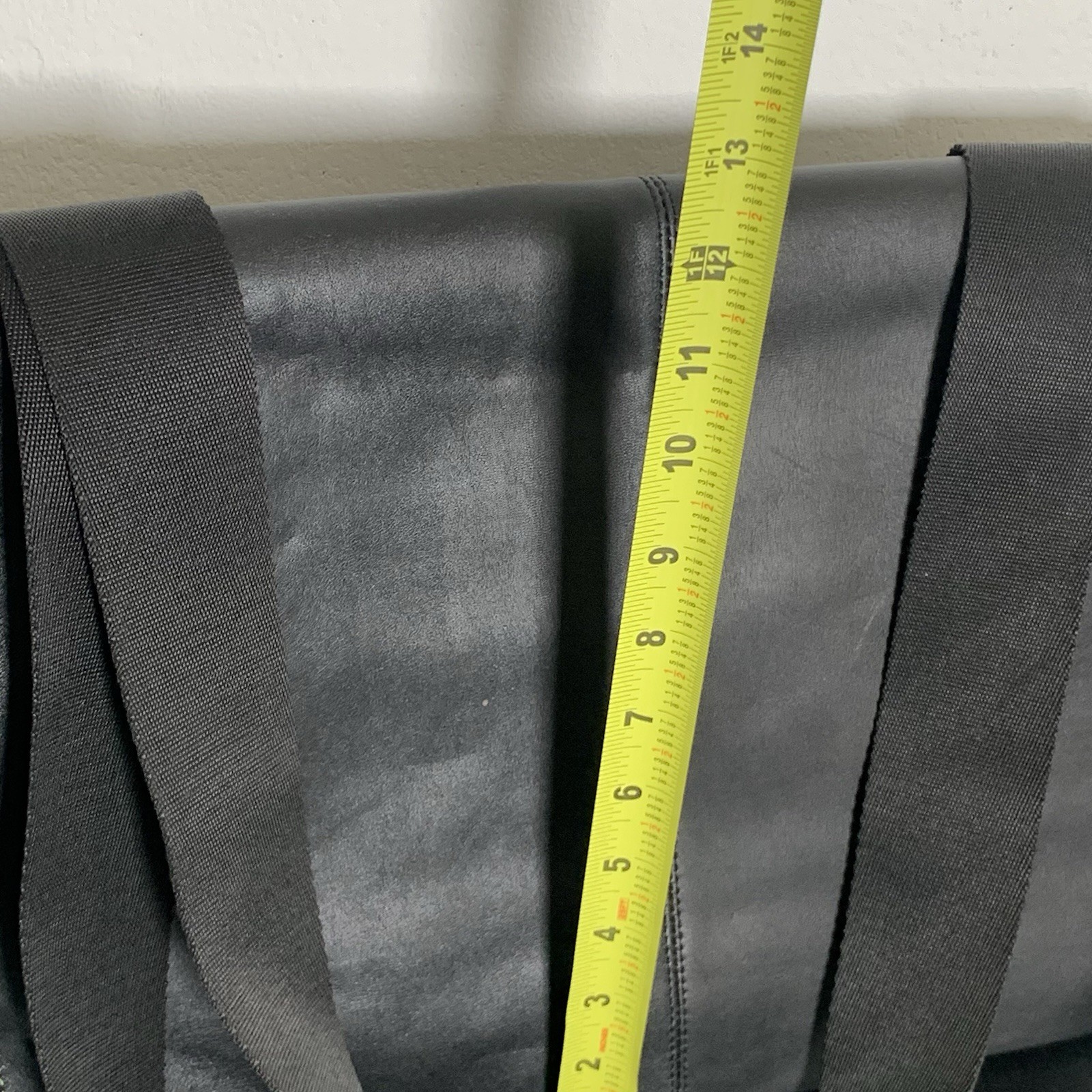 Knomo London – Black Laptop Business Messenger Bag with Shoulder Strap
