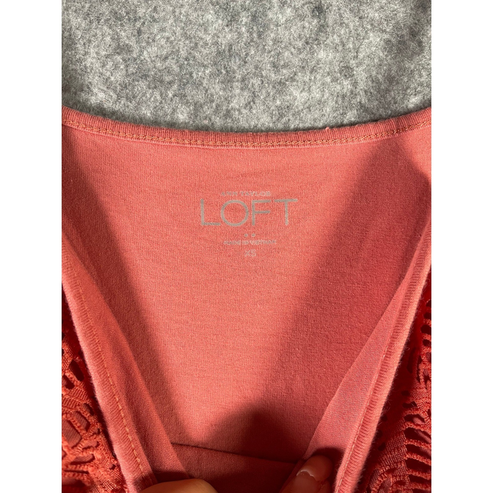 LOFT Ann Taylor Coral Orange Crochet Lace Chevron Camisole Tank Top XS
