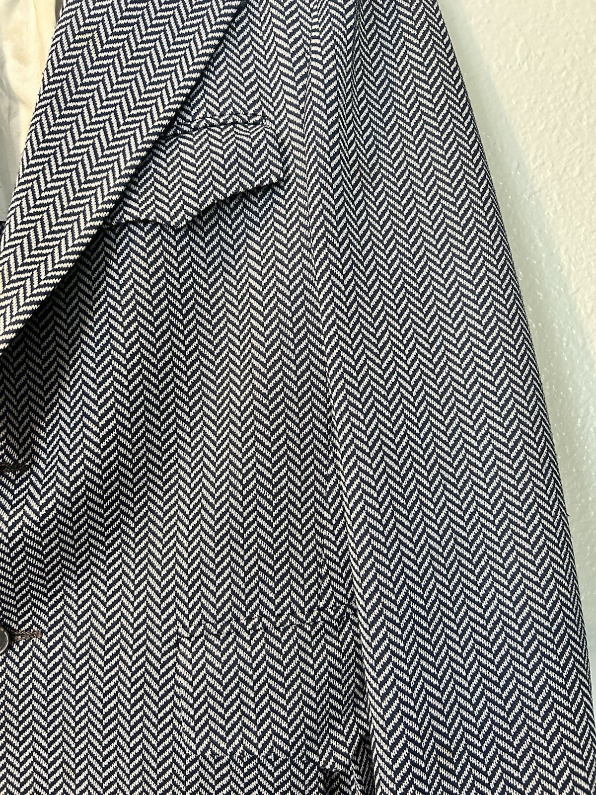Mr. Ray’s Men’s Blue/White Herringbone Sport Coat Blazer 38R 2-Button