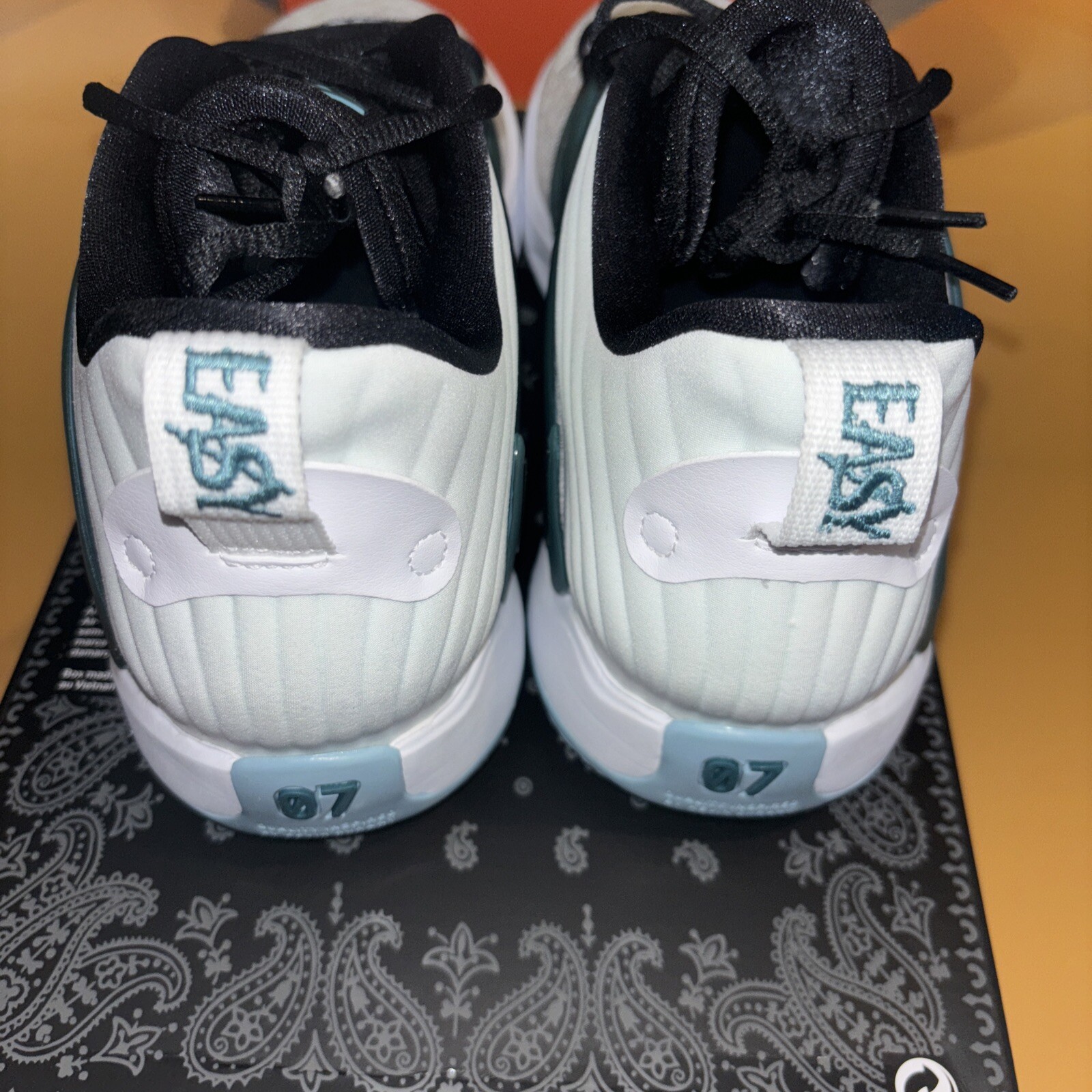 Nike KD 15 Photon Dust Teal Shoes Blue Men Size 12.5 KD15 FJ1216-100 Mariners