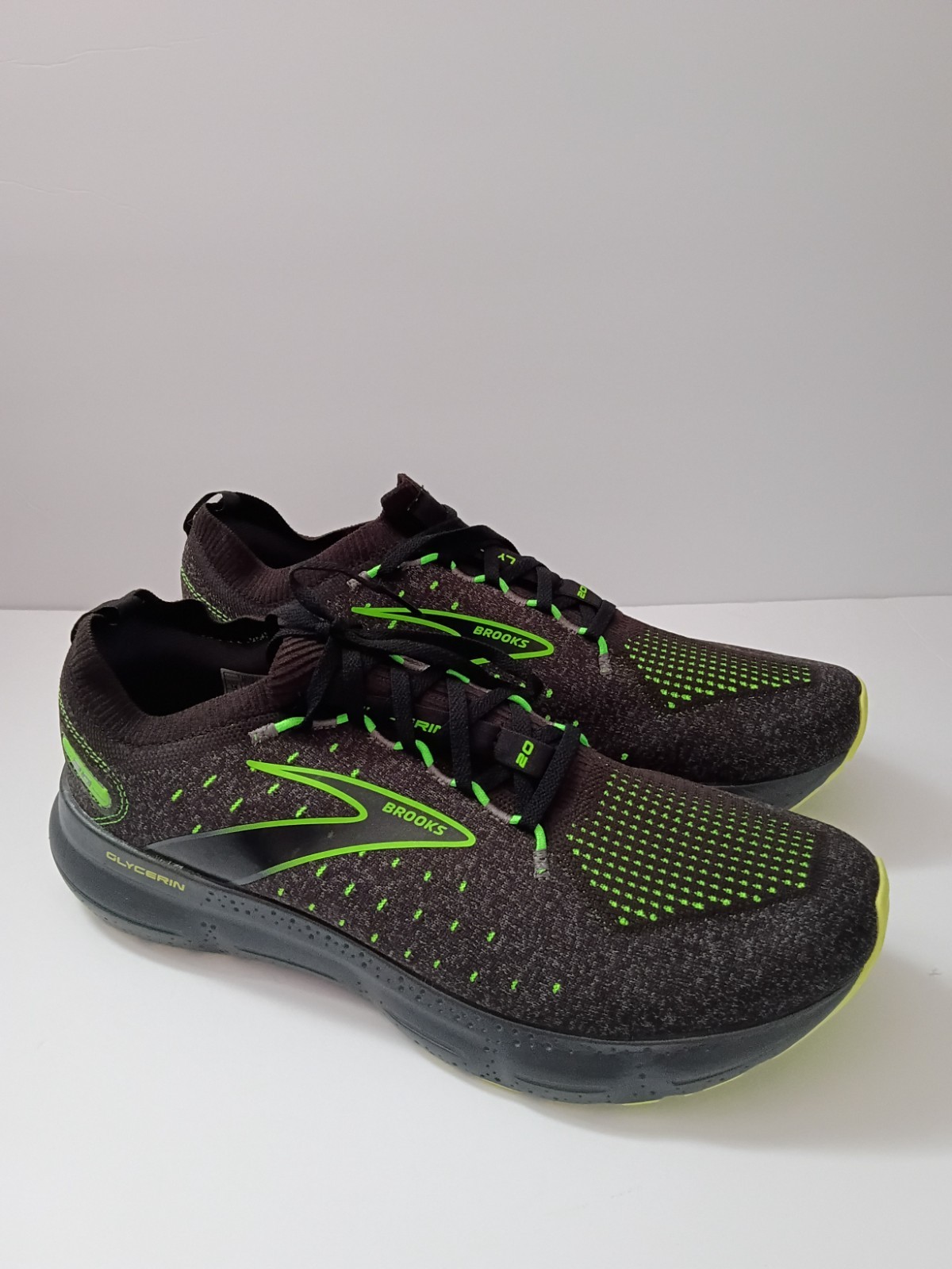 Size 14 Brooks Glycerin StealthFit 20 Mens Athletic Running Shoes NEW NO BOX