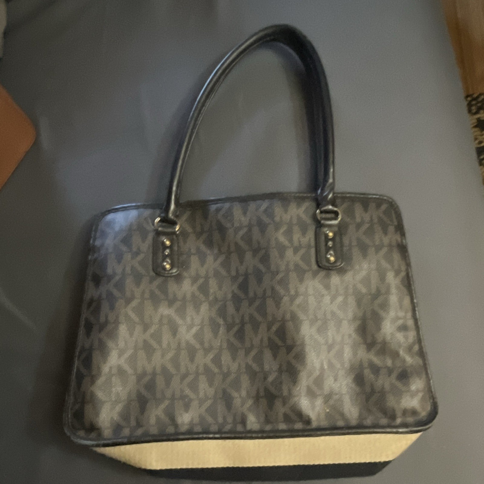 Michael Kors Logo Tote Bag Brown/Black Gold Hardware Zip/Snap Lined Pockets